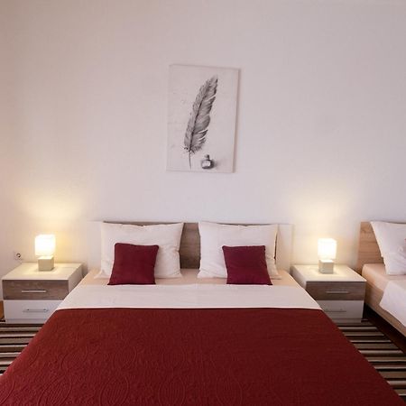 Apartments Mila Klenovica Δωμάτιο φωτογραφία