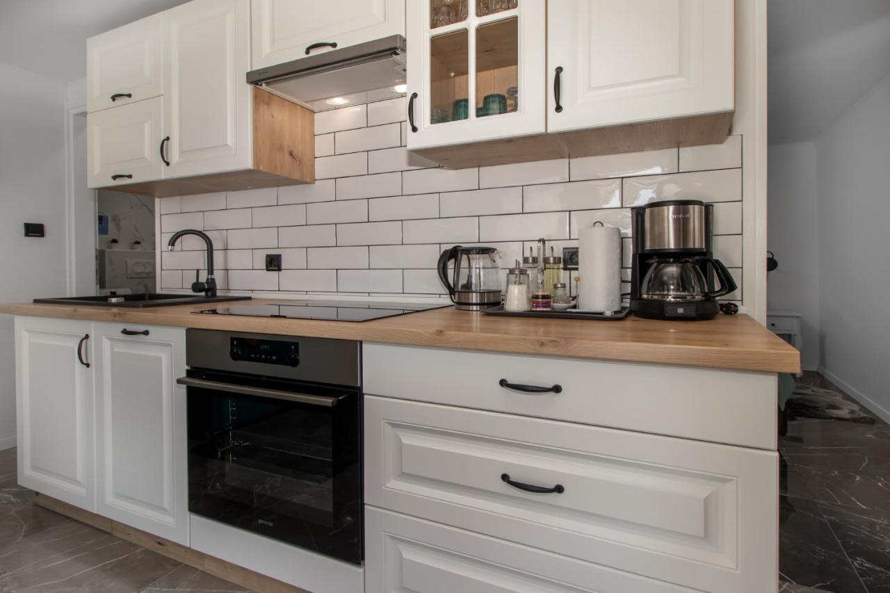 Apartments Mila Klenovica Εξωτερικό φωτογραφία