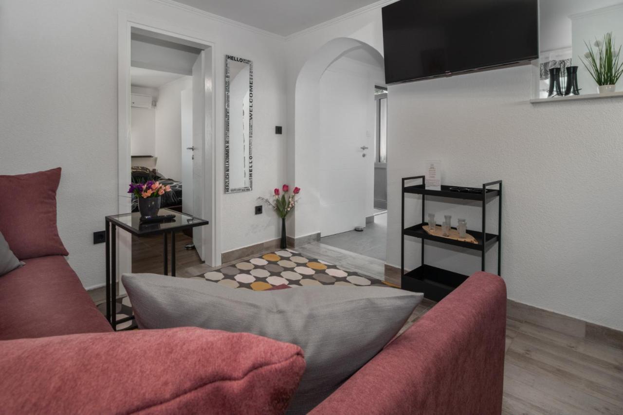 Apartments Mila Klenovica Εξωτερικό φωτογραφία