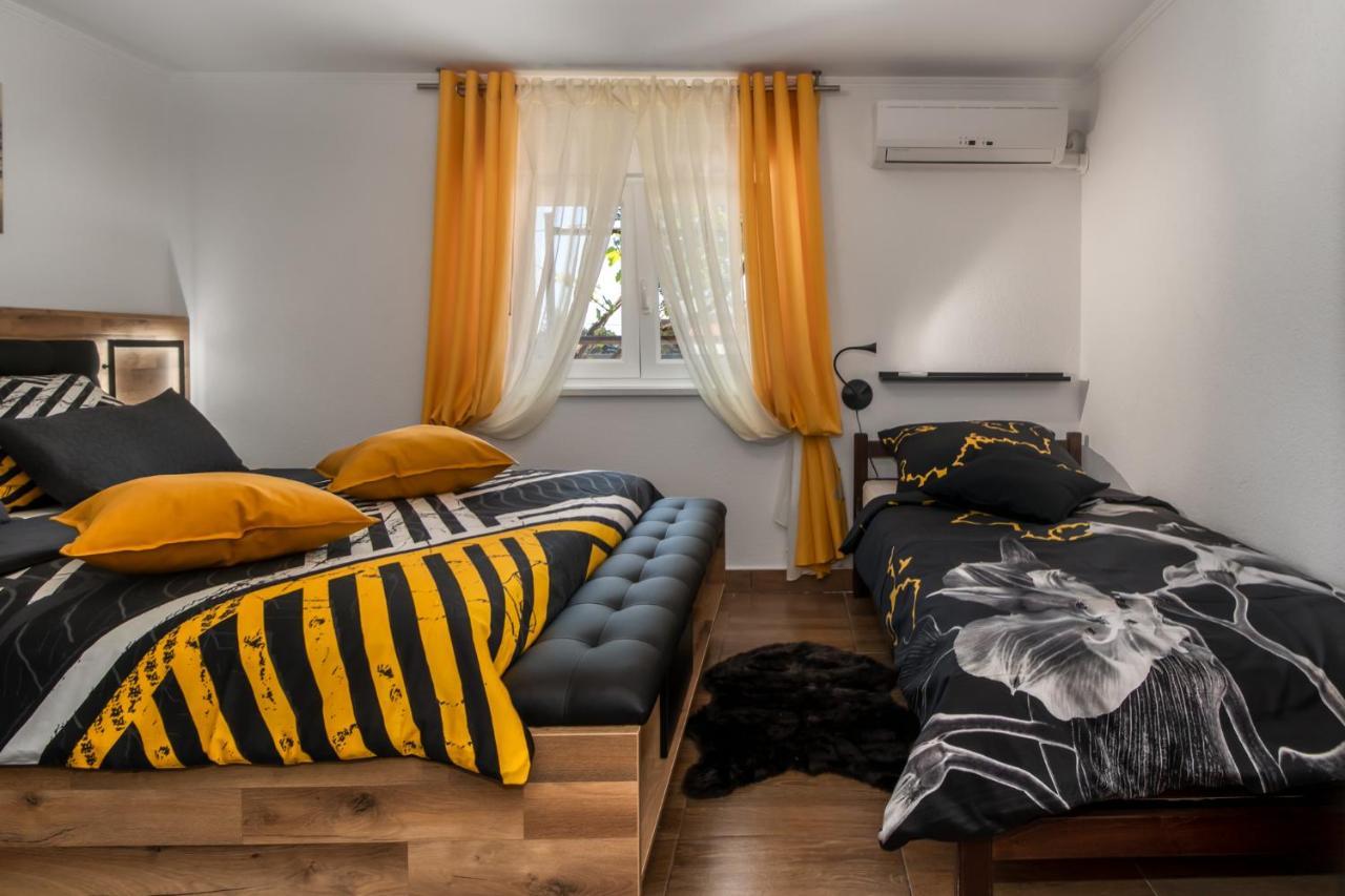 Apartments Mila Klenovica Εξωτερικό φωτογραφία